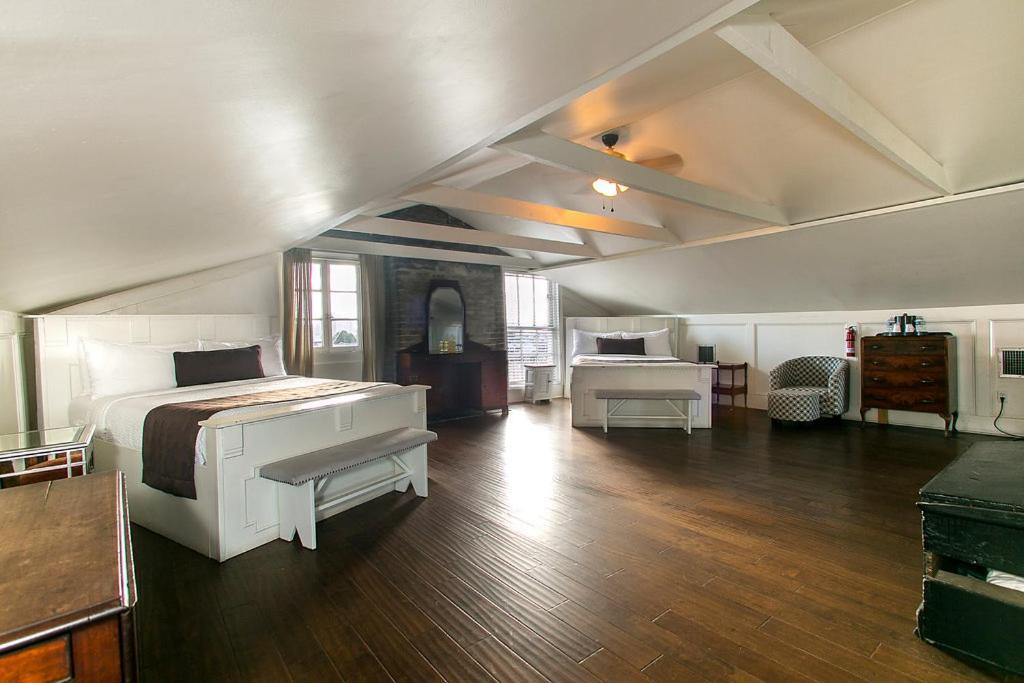 Lafitte Hotel&bar 3* New Orleans