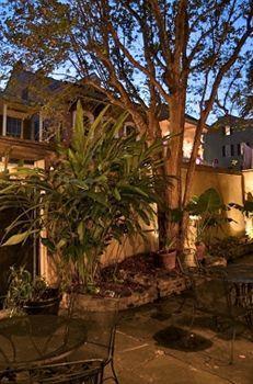 Lafitte Hotel&bar